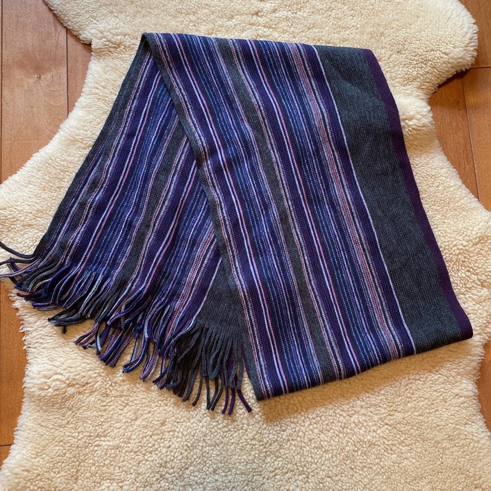 Hugo Boss fine wool scarf, purple and gray striped, OS